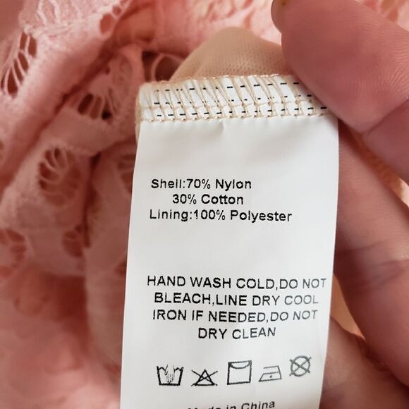 NWOT Unbranded Smocked Crop Tube Top Adjustable Spaghetti strap Size Large - Picture 3 of 8